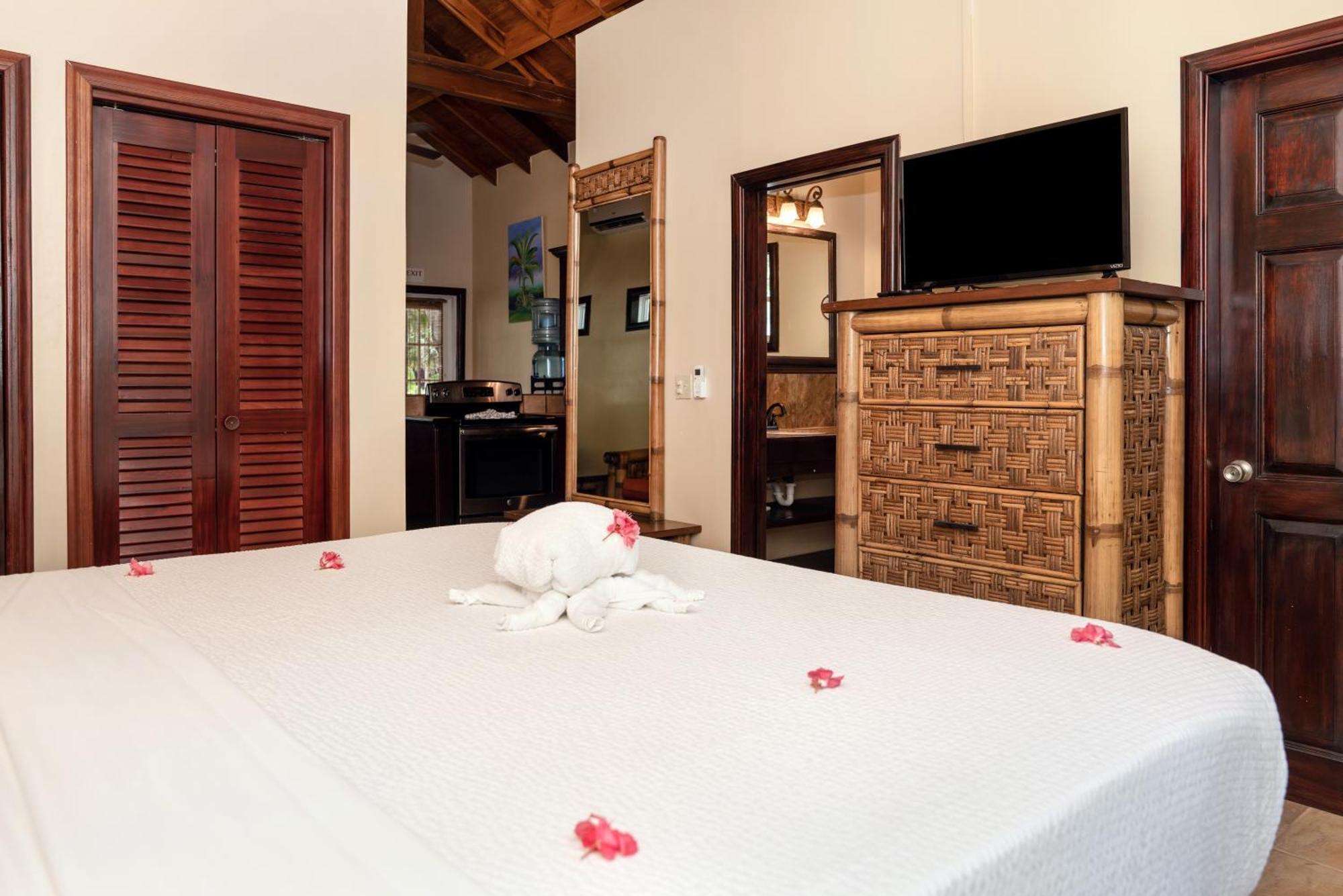 Hotel X'Tan Ha- The Waterfront San Pedro  Zewnętrze zdjęcie